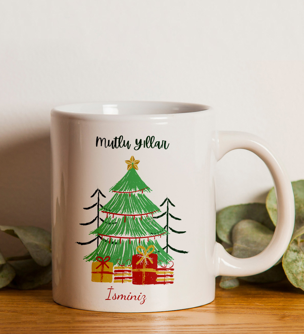 Yılbaşı Kutusunda Kırmızı Spiralli Yeni Yıl Tarihli Ajanda & Gümüş Renk Detaylı Kırmızı Tükenmez Kalem & Yılbaşı Kupa & Yılbaşı Temalı Metal Kutulu Mum & Godiva Napoliten Çikolata Hediye Seti