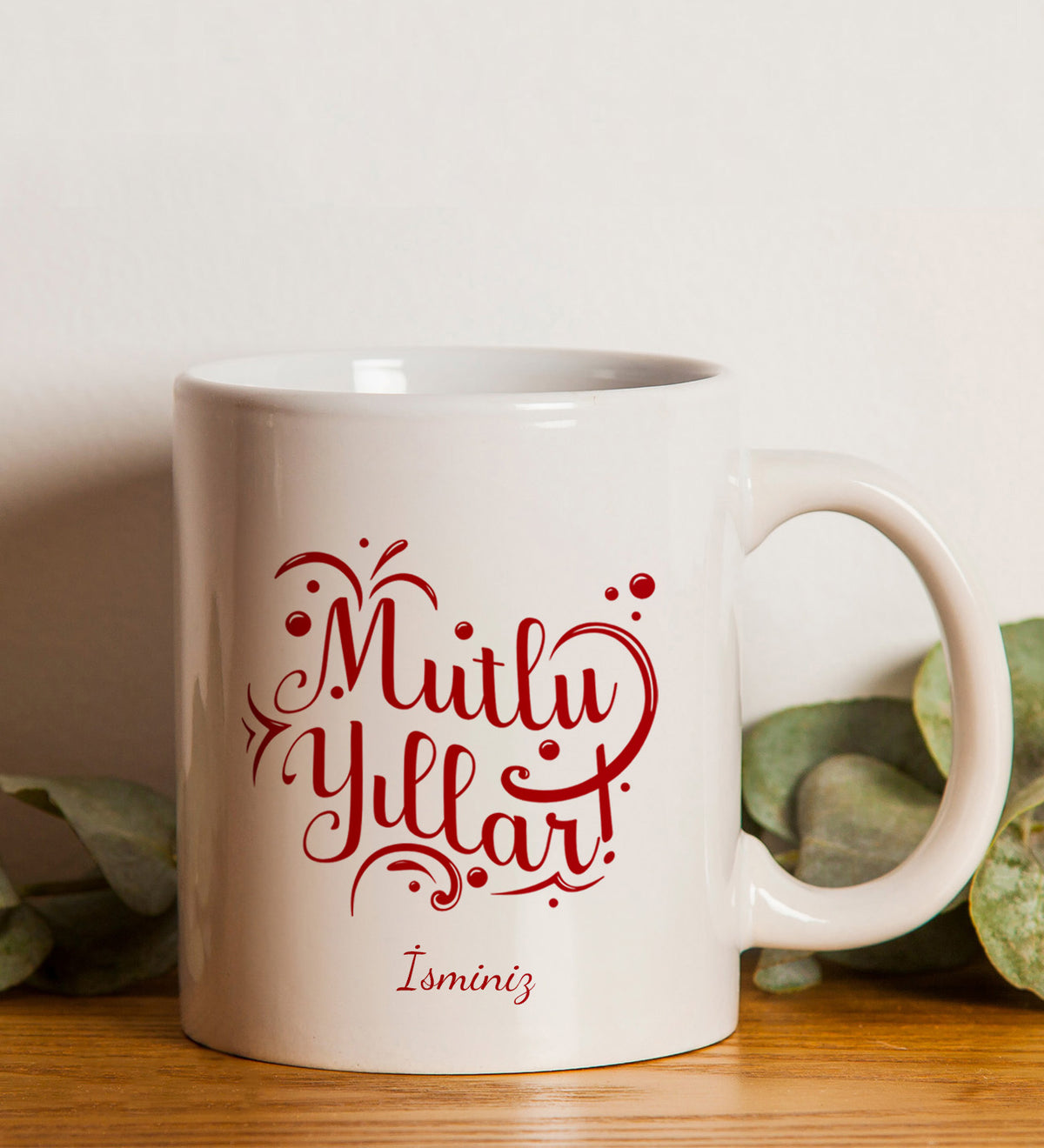 Yılbaşına Özel Kutusunda Kişiye Özel Kırmızı Spiralli Yeni Yıl Tarihli Ajanda & Kırmızı Tükenmez Kalem & Deri Kılıflı Kırmızı 500 Ml Su Matarası & Baskılı Kupa & Yılbaşı Metal Kutulu Mum Hediye Seti