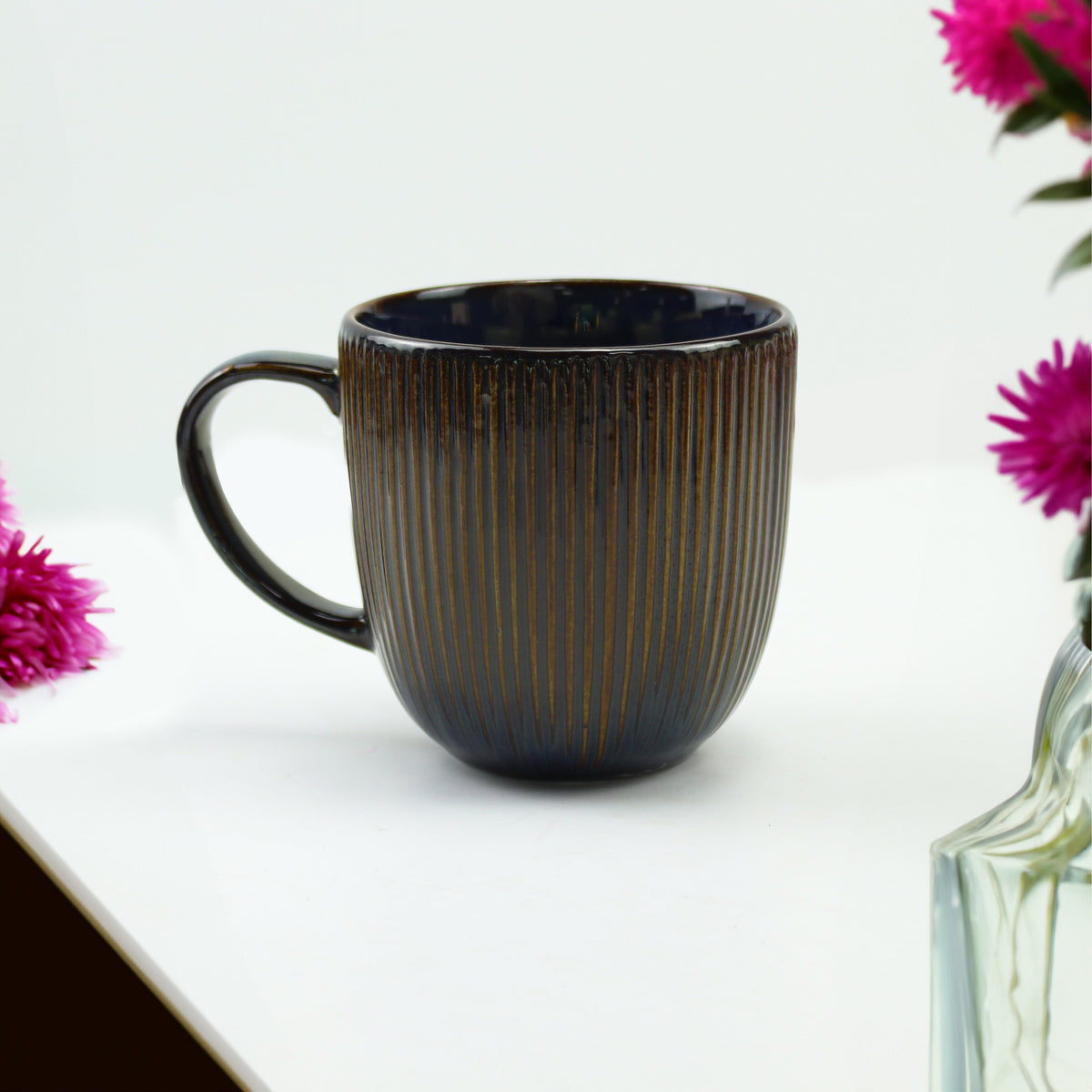 0,47 L Stanley & Premium Filtre Kahve & Hakiki Deri Siyah Cüzdan C235-1 & Yves Rocher Balsam & Porselen Kupa