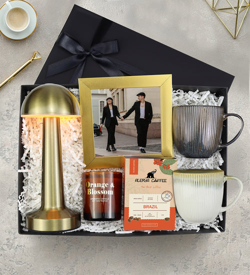 Gold Mantar Masa Lambası & Porselen Kupa & Mum & Gold Çerçeve & Filtre Kahve Premium Hediye Seti