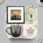 Paspartu Çerçeve & Porselen Kupa & Eyüp Sabri Tuncer Tıraş Kolonyası Hediyesi