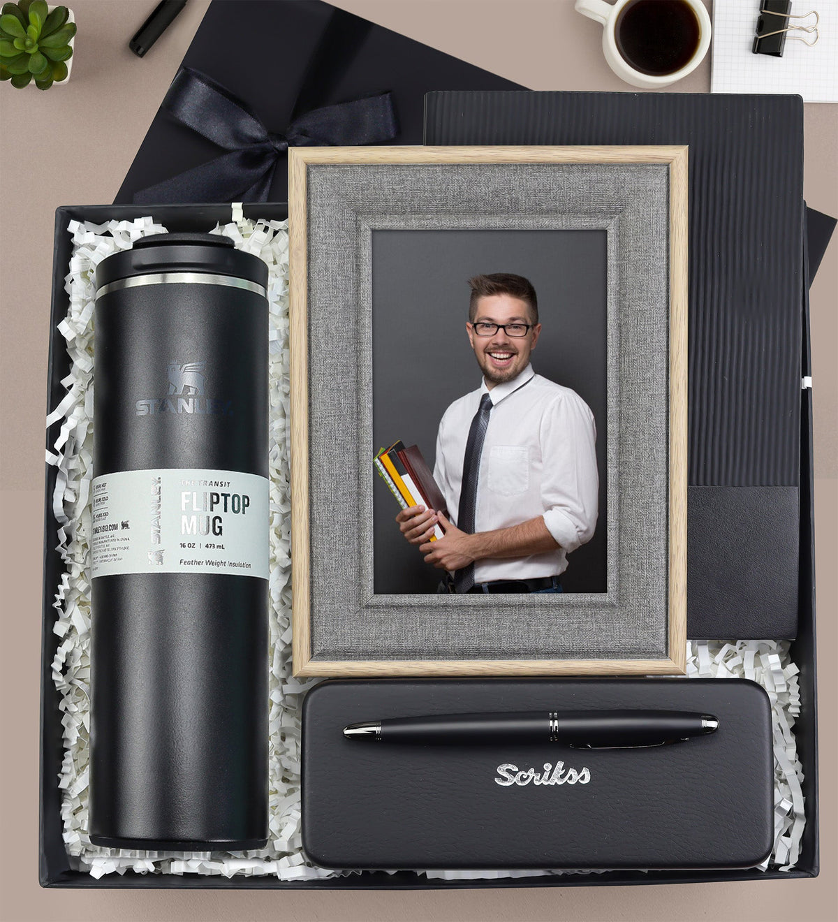 Scrikss 88 Mat Roller Kalem & Stanley Termos & Esnek Kapak Gri Defter & Dokulu Çerçeve Hediye Seti