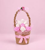 Sepette Pembe Çiçekler İçinde Melek Kokulu Taş