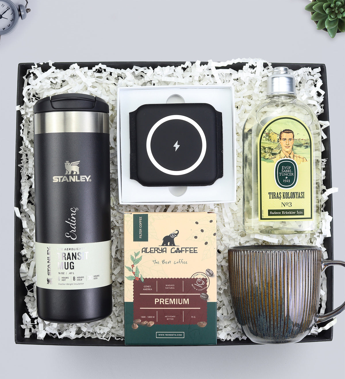 Erkeğe Stanley Termoslu Premium Hediye Seti