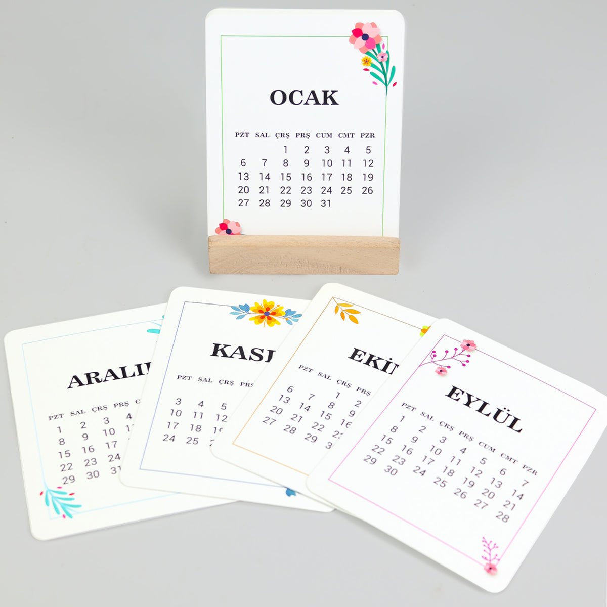 Çelik Gümüş Renk Matara & Gri Defter & Kalem & Takvim & Ayıcık Anahtarlık Hediye Seti