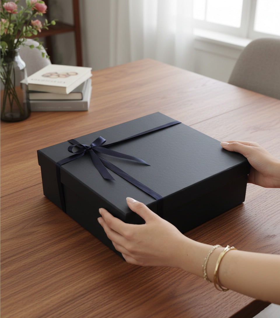 0,35 L Stanley & Ajanda & Işıklı Tükenmez Kalem & JBL Hoparlör & Metal Mum & Selamlıque Hediye Seti