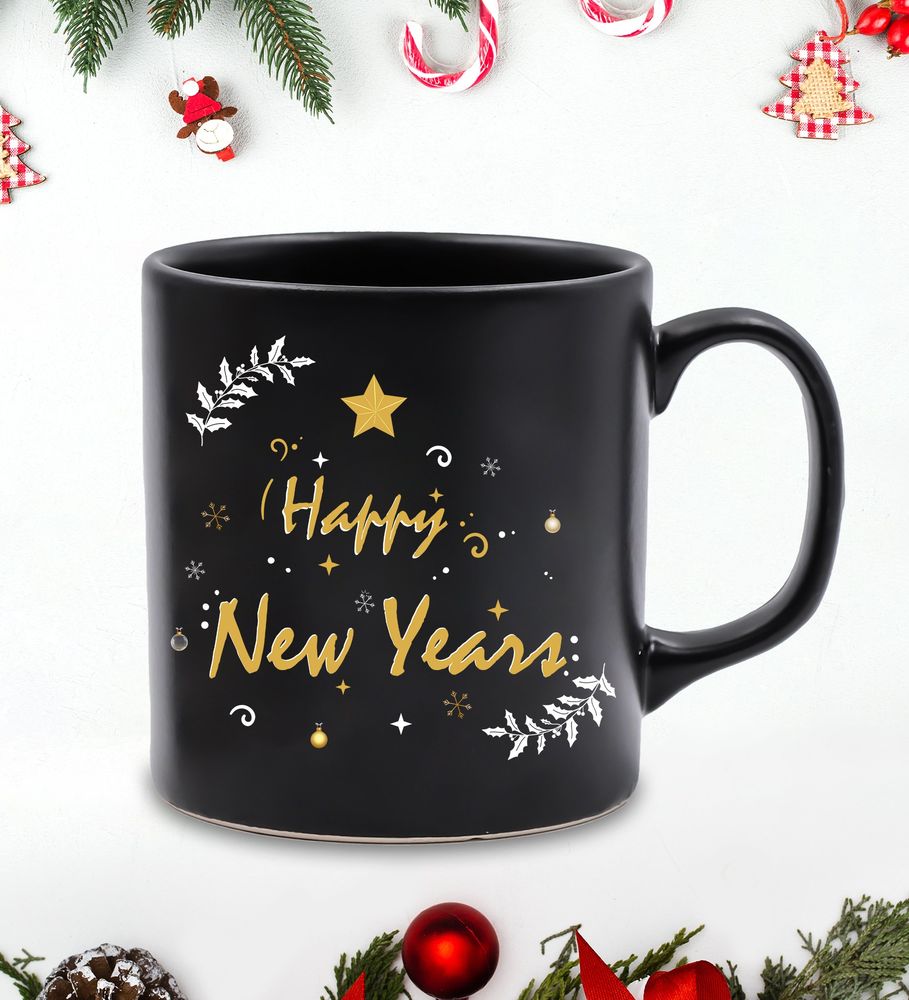 Yılbaşına Özel Happy New Years Kupa & Kahverengi Defter & Gold Siyah Roller Kalem & Kişiye Özel 500 ML Gold Renk Dereceli Termos & Godiva Çikolata Hediye Seti