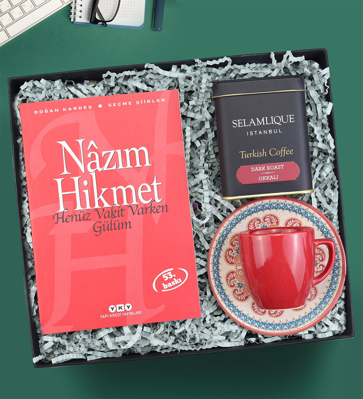 Kitap & Kahve & Fincan Hediye Seti
