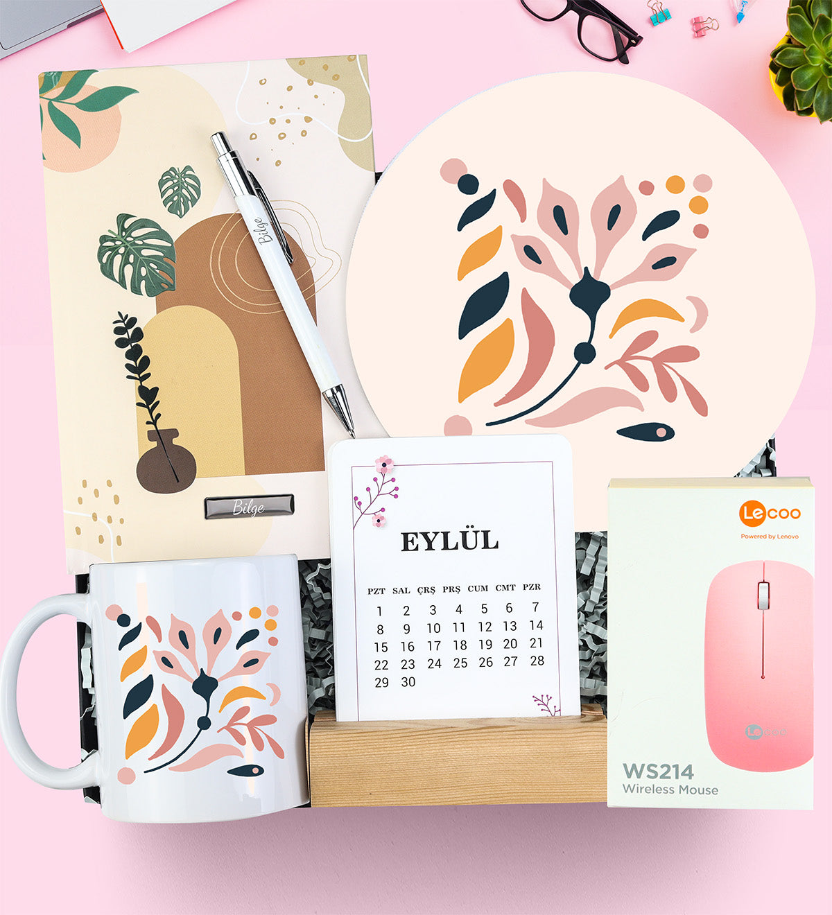 Defter & Kalem & Takvim & Mouse & Mousepad & Kupa Hediye Seti