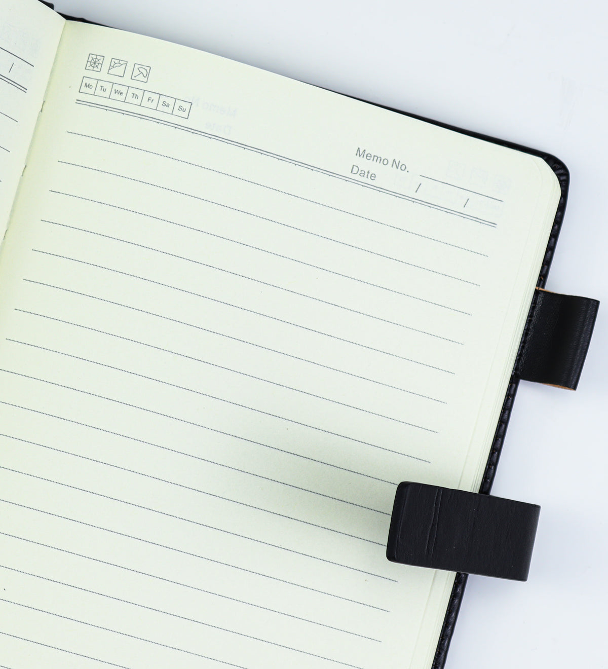 Yumuşak Deri Mıknatıslı Siyah Defter