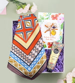 Fular Krem Broş Kadınlar Günü Hediye Seti