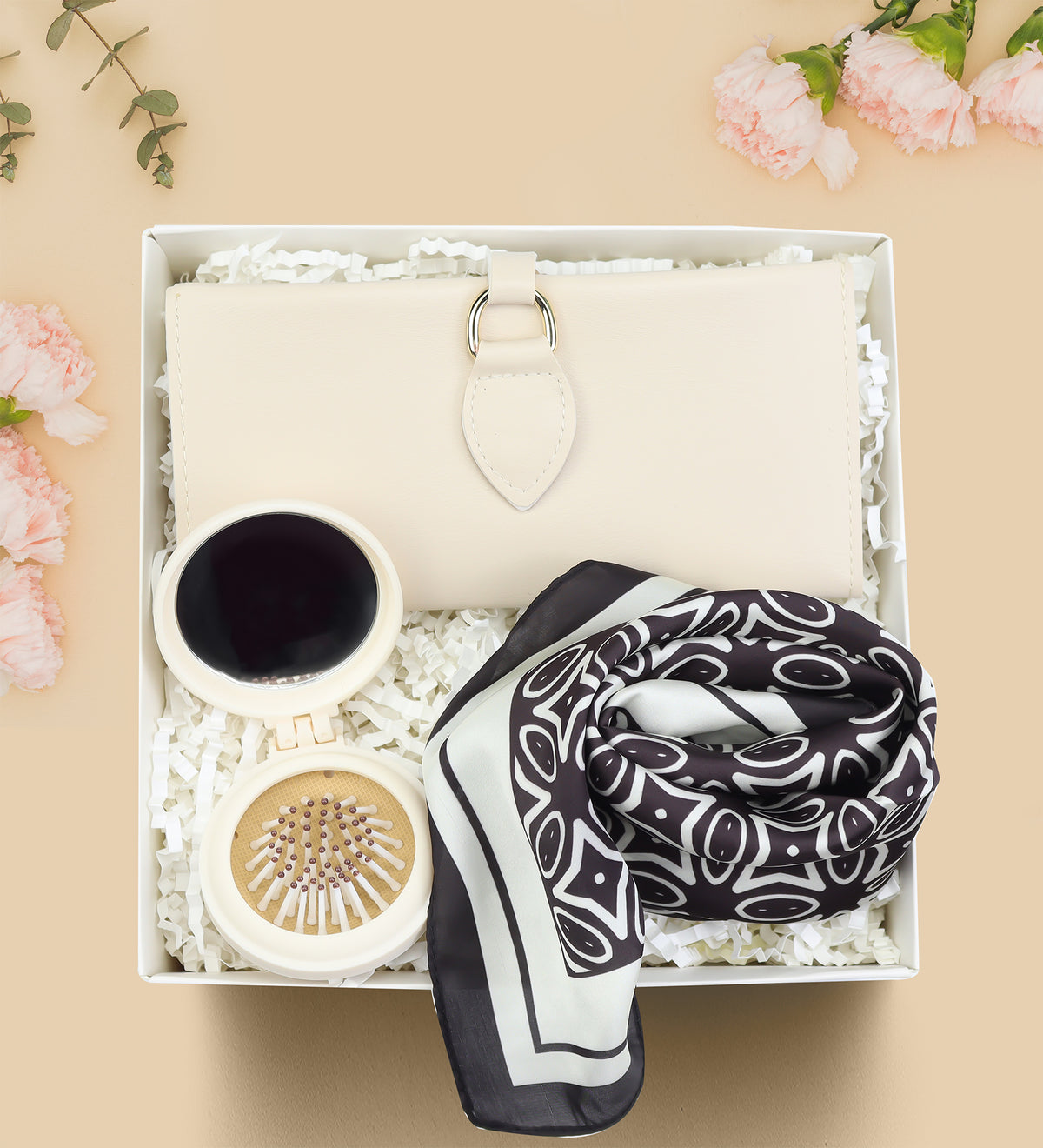 Fular Cüzdan Ayna Kadına Hediye Seti