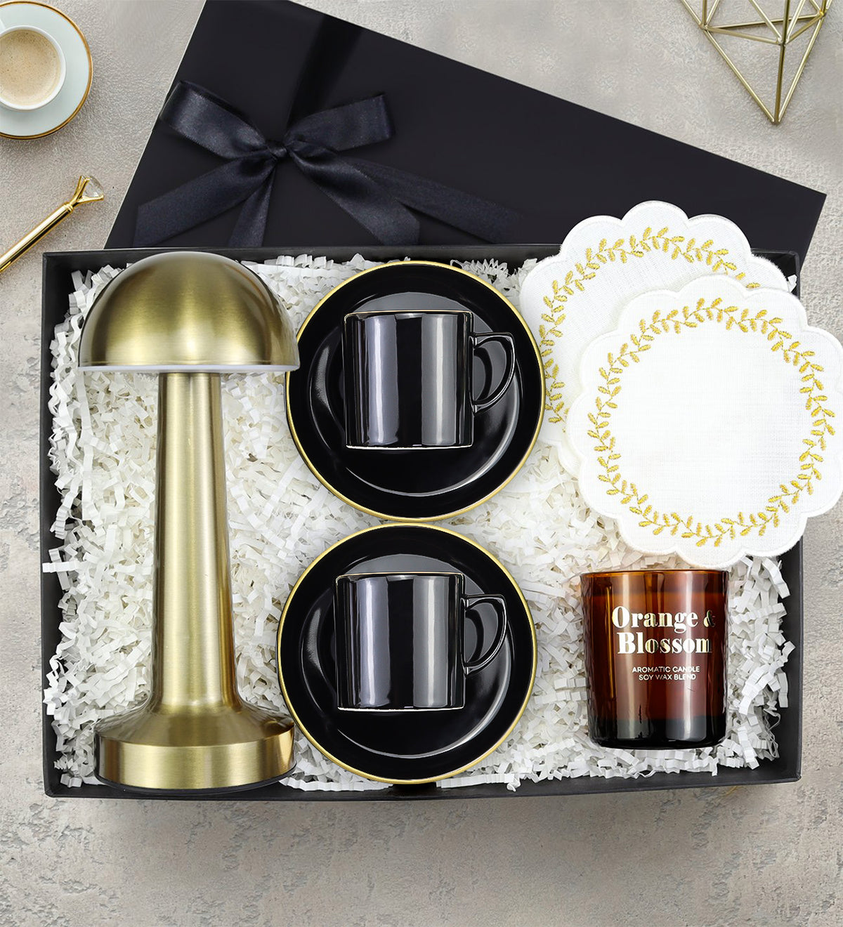 2 li Fincan & Mum & Masa Lambası & Sunum Peçetesi Premium Hediye Seti