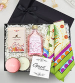 Kadınlar Günü Kahve Mum Fular Kadına Hediye Seti