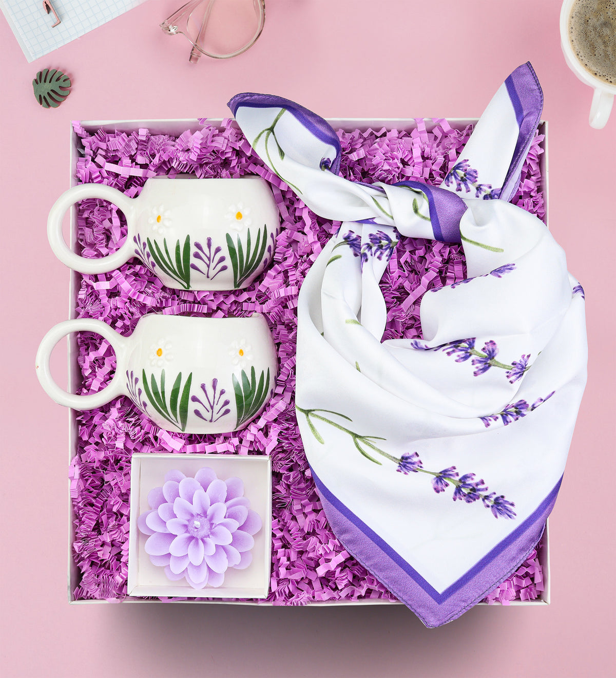Lavanta Fular & 2'li El Yapımı Kupa & Lotus Mum Hediye Seti