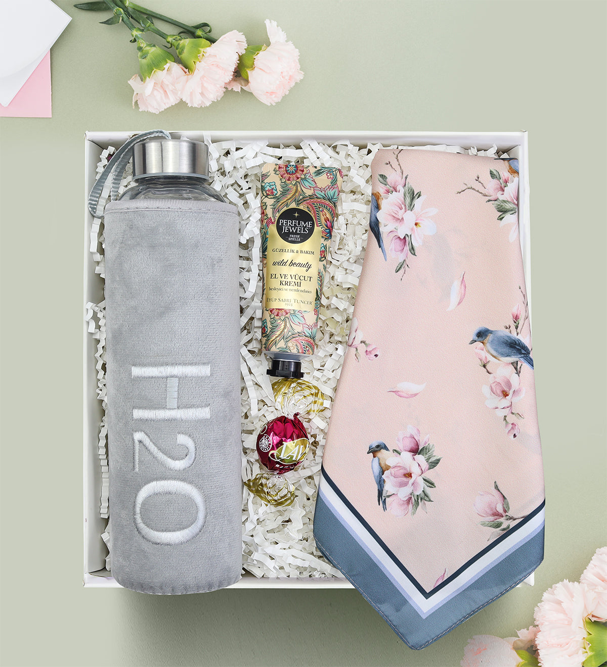 Peluş Mataralı Kadına Hediye Seti