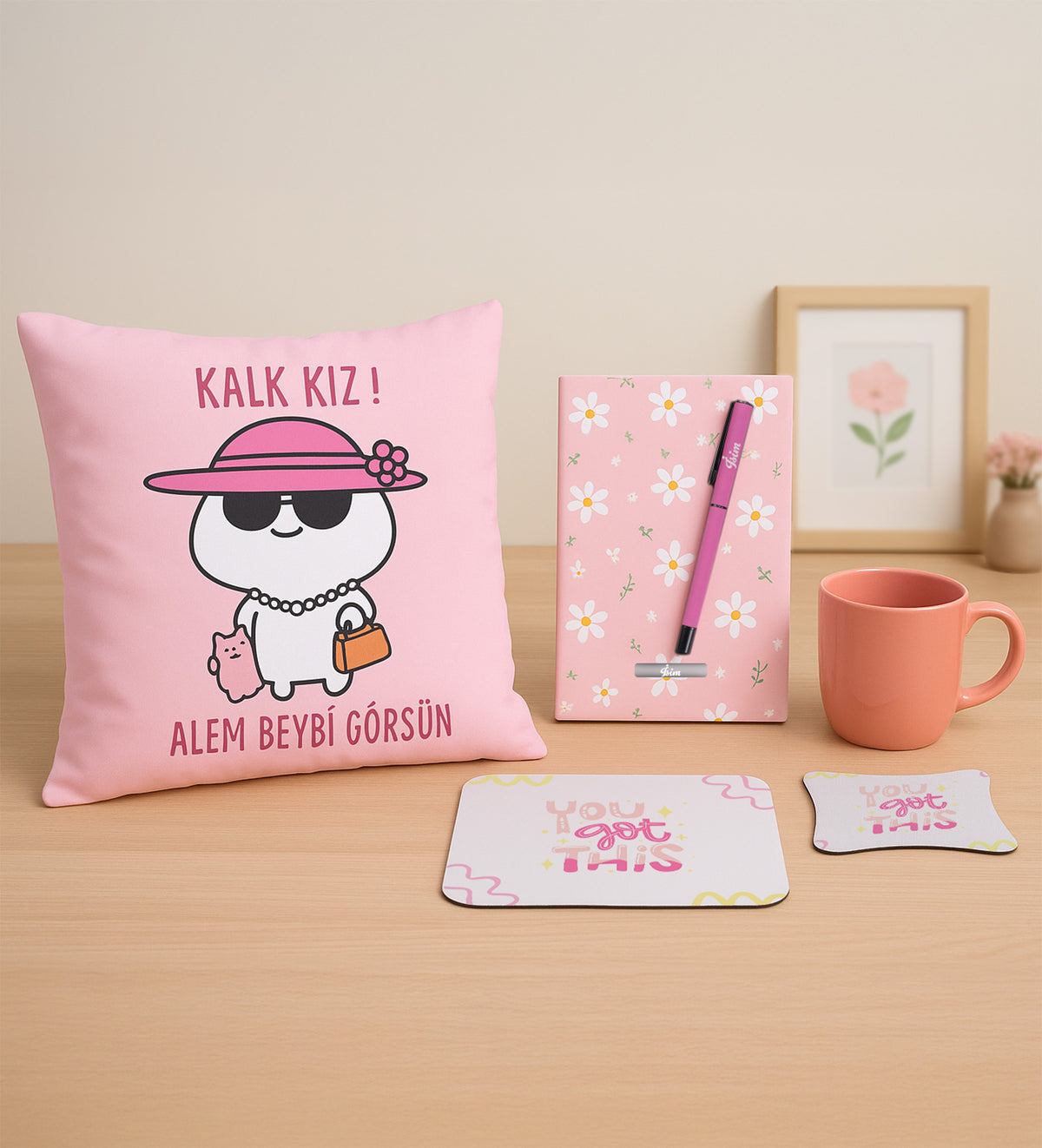Yastık & Defter & Kalem & Kupa & Mousepad & Taş Bardak Altlığı Hediye Seti