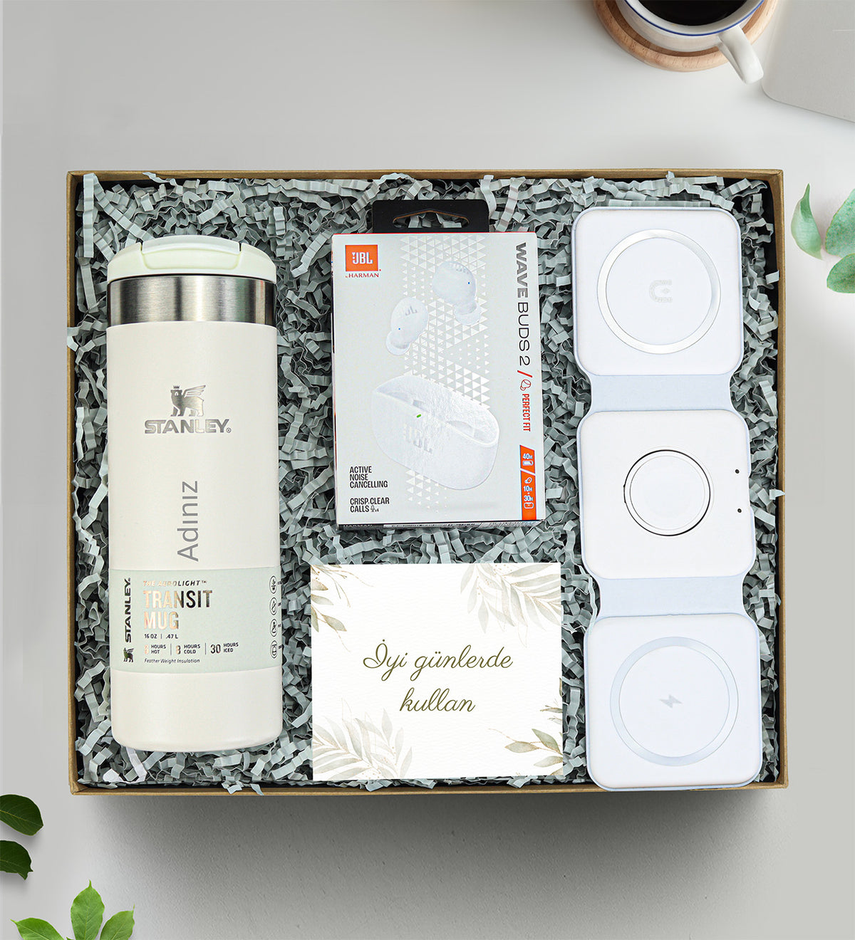 Kişiye Özel Stanley Termos Jbl Kulaklık Çoklu Şarj Standı Premium Hediye Seti