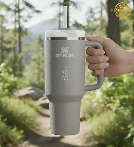 Kişiye Özel Stanley Termos Quencher H2.O FlowState 1.18L Kül Rengi