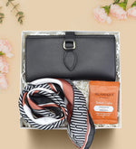 Tasarım Fularlı Kadına Hediye Seti