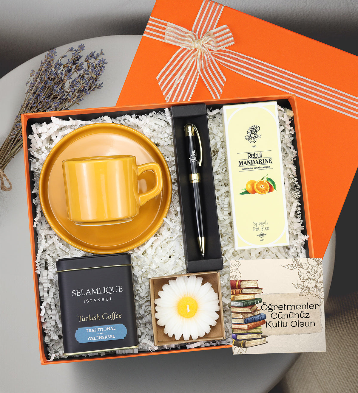 Turuncu Double Fincan & Siyah Premium Tükenmez Kalem & Rebul Kolanya & Selamlıque & Papatya Mum Hediye Seti