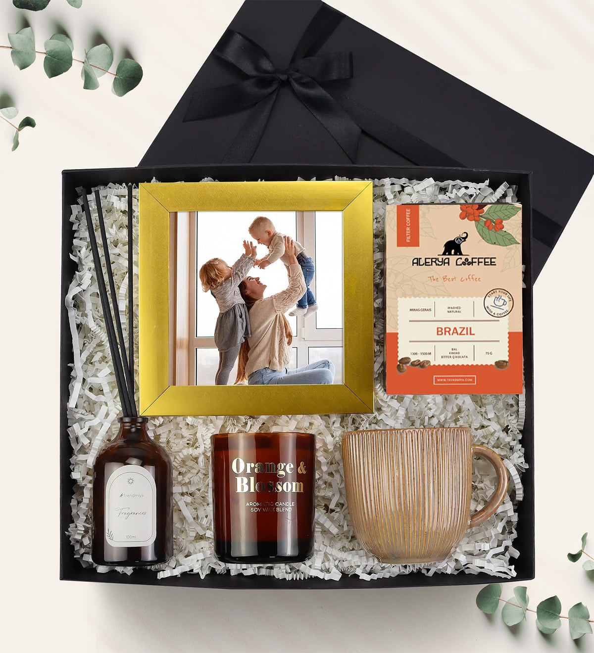 Kişiye Özel Gold Çerçeve & Rakle Mum & Porselen Kupa & Oda Kokusu & Filtre Kahve Hediye Seti