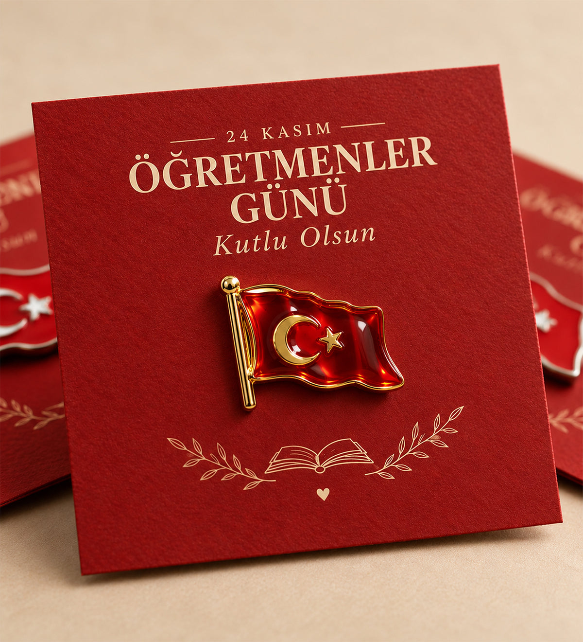 Öğretmenler Günü Türk Bayrağı Rozet