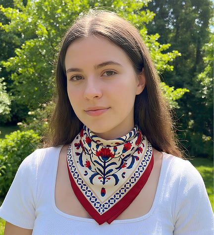 Kırmızı Motif Desenli Fular