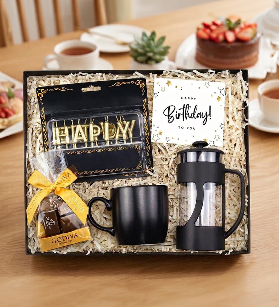 Siyah Kupa & Siyah French Pres & Gold Happy Birthday Harf Mum & Godiva Napoliten Çikolata Doğum Günü Hediye Seti