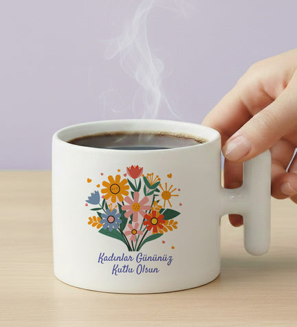 Kadınlar Günü Tasarım T kupa