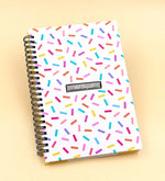 Kişiye Özel Pembe 500 ML Dereceli Termos & Konfeti Defter & Mor Dikişli Mini Not Defteri & Dondurma Fosforlu Kalem & Doğum Günü Yıldız Mum Hediye Seti