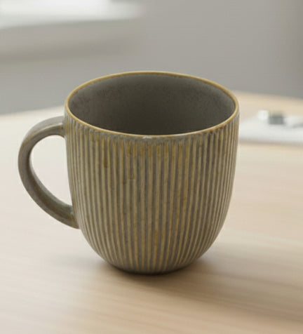 Çizgili Porselen Kupa