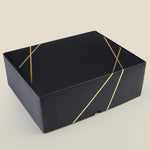 Atatürk Yeni Yıl Ajanda & Atatürk Kabartmalı Roller Kalem & Gold Detay Siyah Fincan Hediye Seti