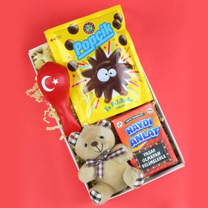 Ayıcık Anahtarlık & Popçik Çikolata & Türk Bayraklı Balon & Haydi Anlat Kart Oyunu Hediye Seti #1