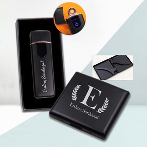 Kişiye Özel Gold Rose Detaylı USB Şarjlı Dokunmatik Alevsiz Elektronik Çakmak & Metal Siyah Sigara Tabakası Hediye Seti